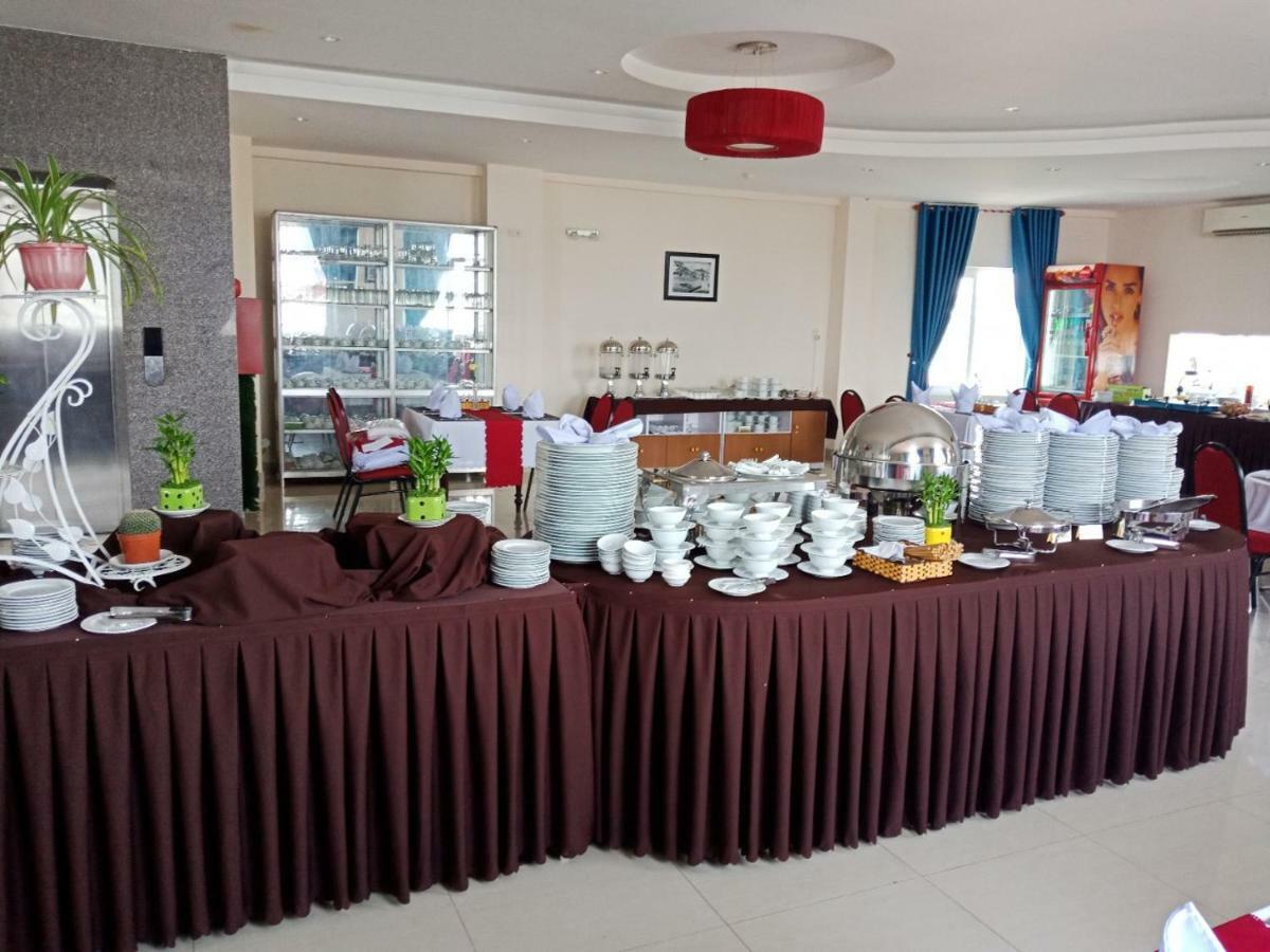 Golden Star Hotel Hue Exterior photo