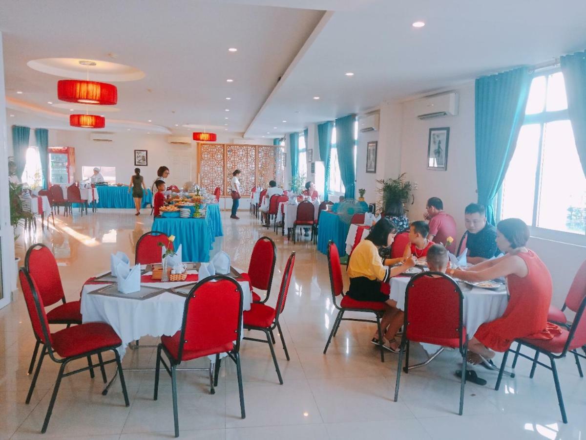 Golden Star Hotel Hue Exterior photo
